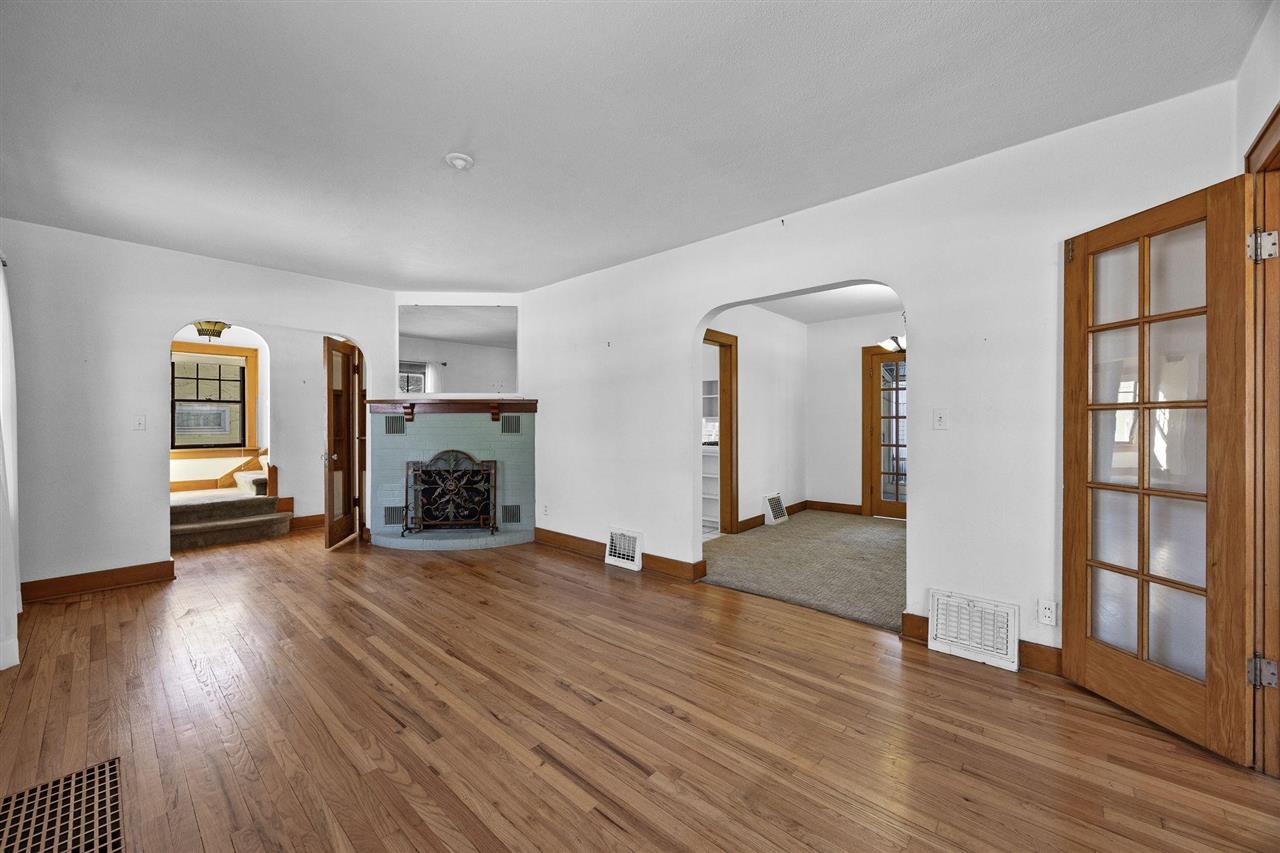 1121 Kirkwood Ct