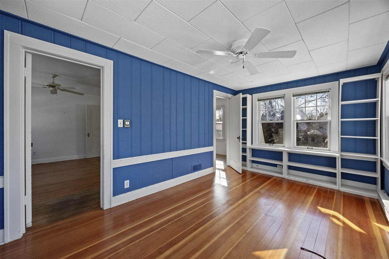 1121 Kirkwood Ct