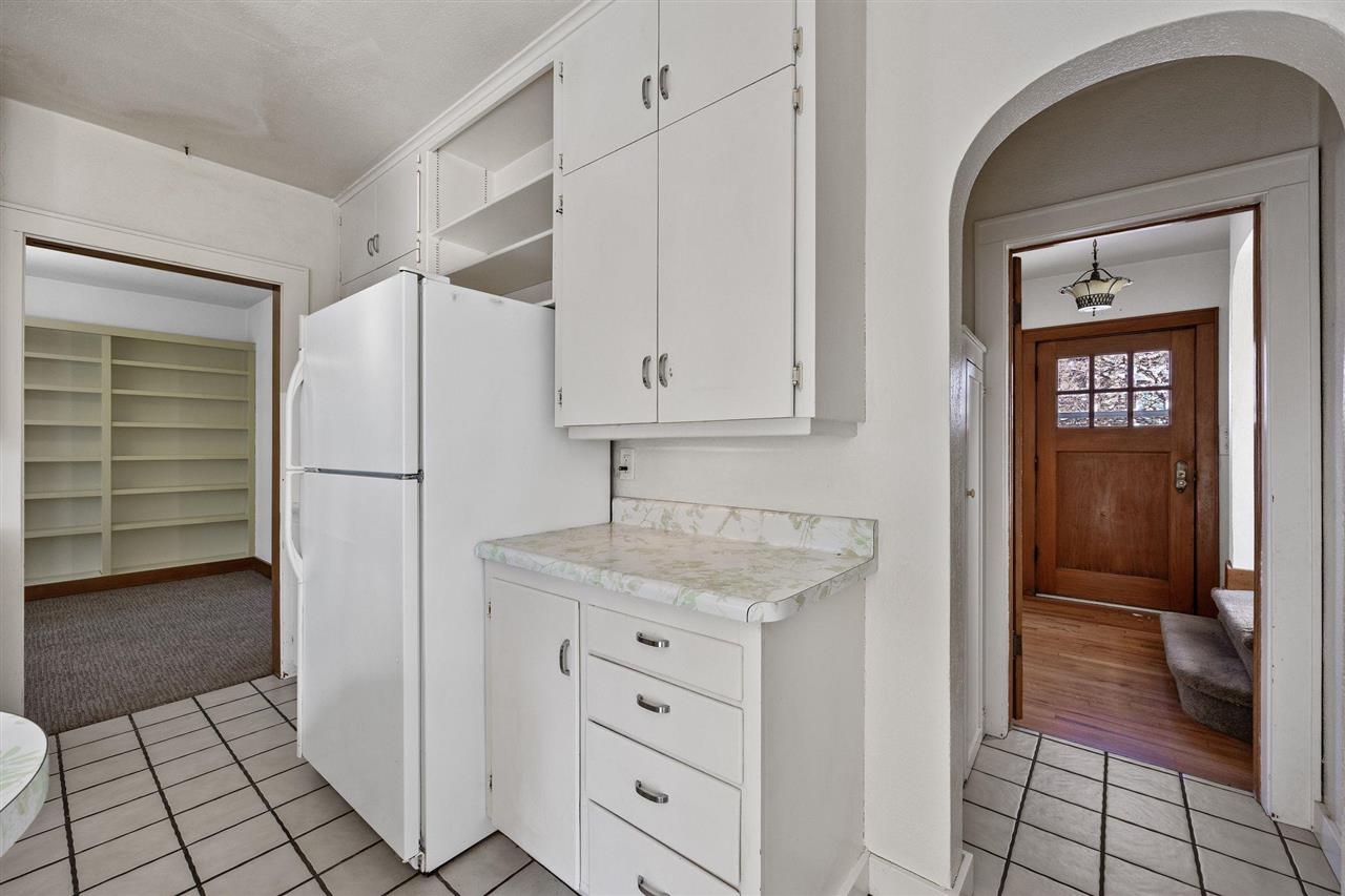 1121 Kirkwood Ct