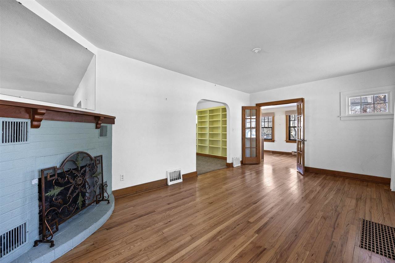 1121 Kirkwood Ct