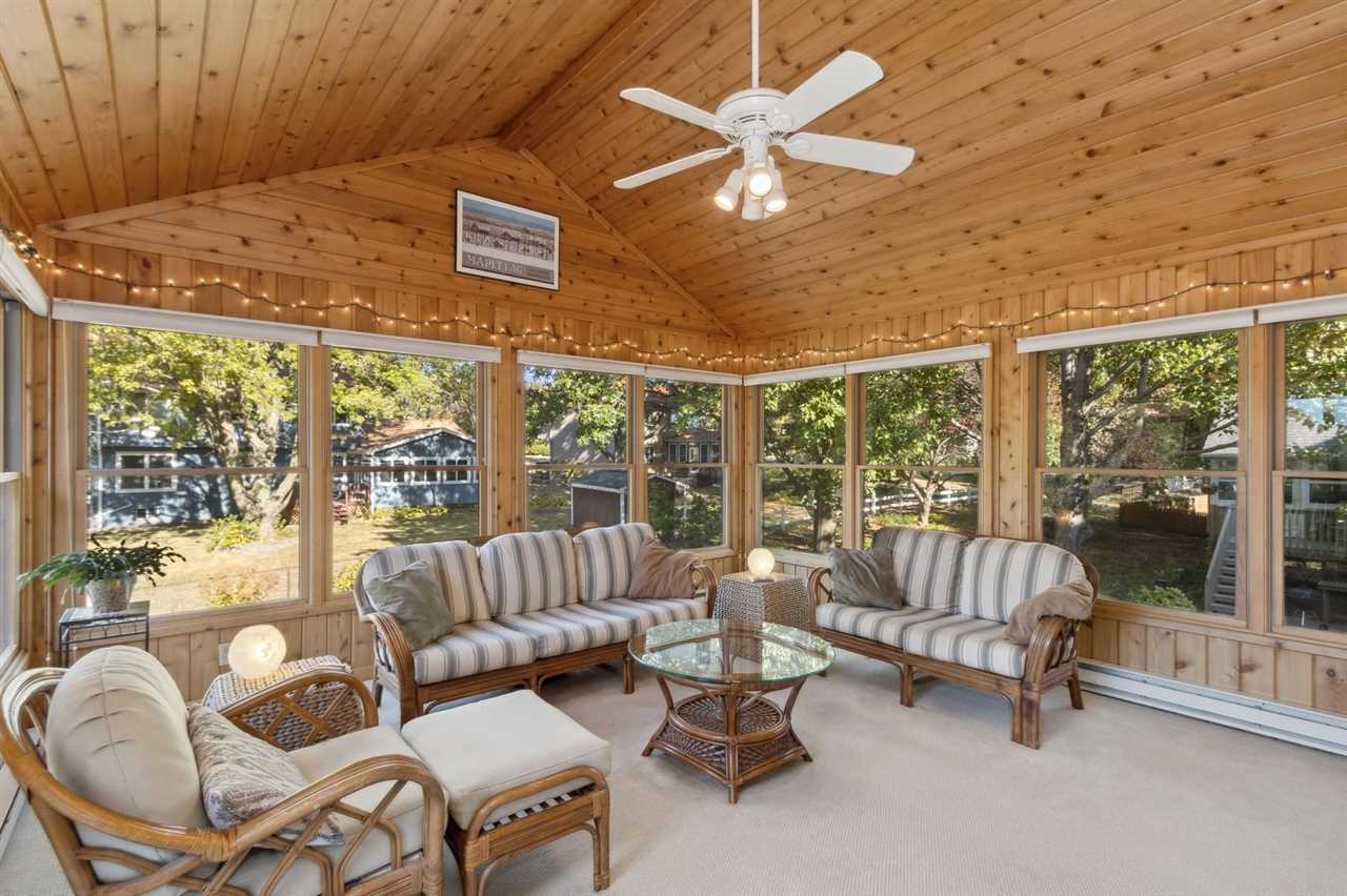 1331 Chamberlain Dr