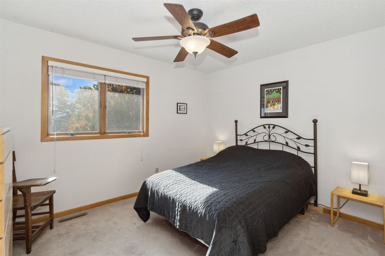 1331 Chamberlain Dr