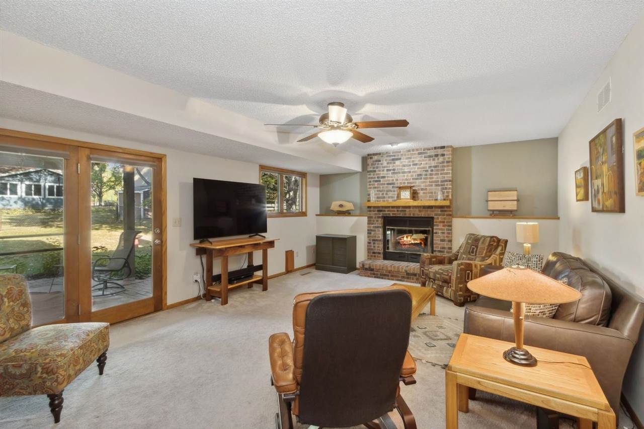 1331 Chamberlain Dr