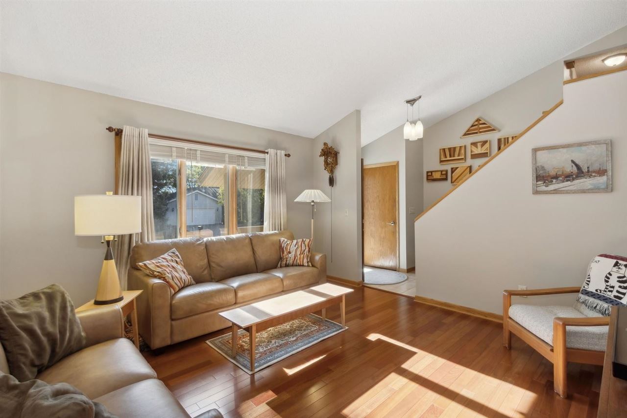 1331 Chamberlain Dr