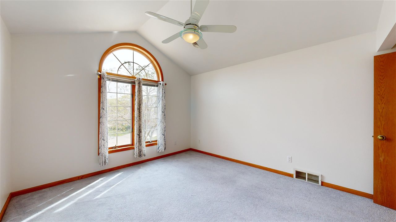 46 Camborne Cir