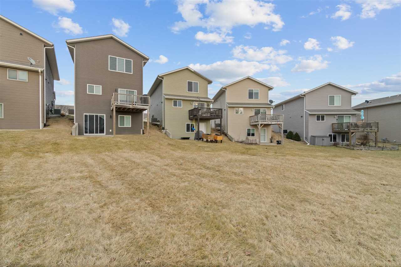 2174 Westminster Circle