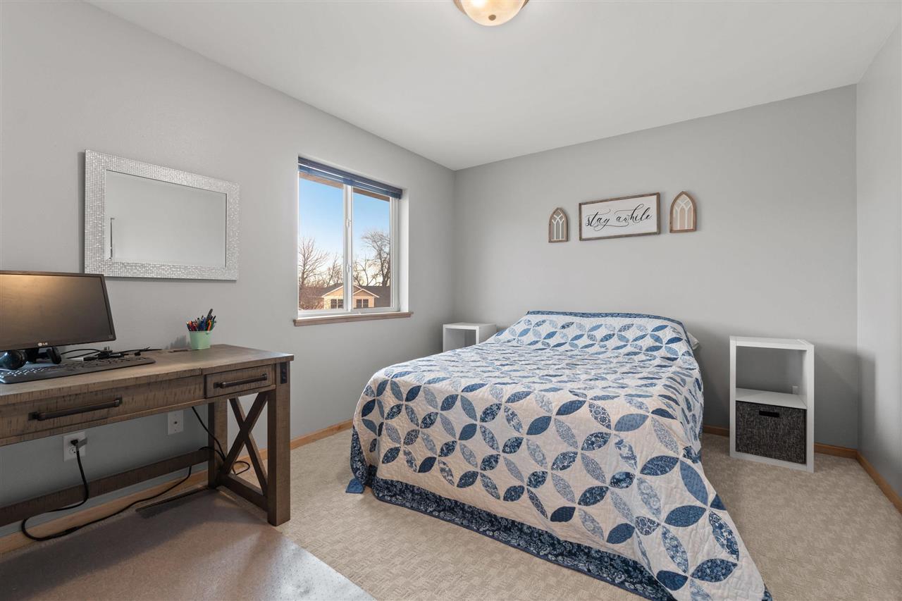 2174 Westminster Circle