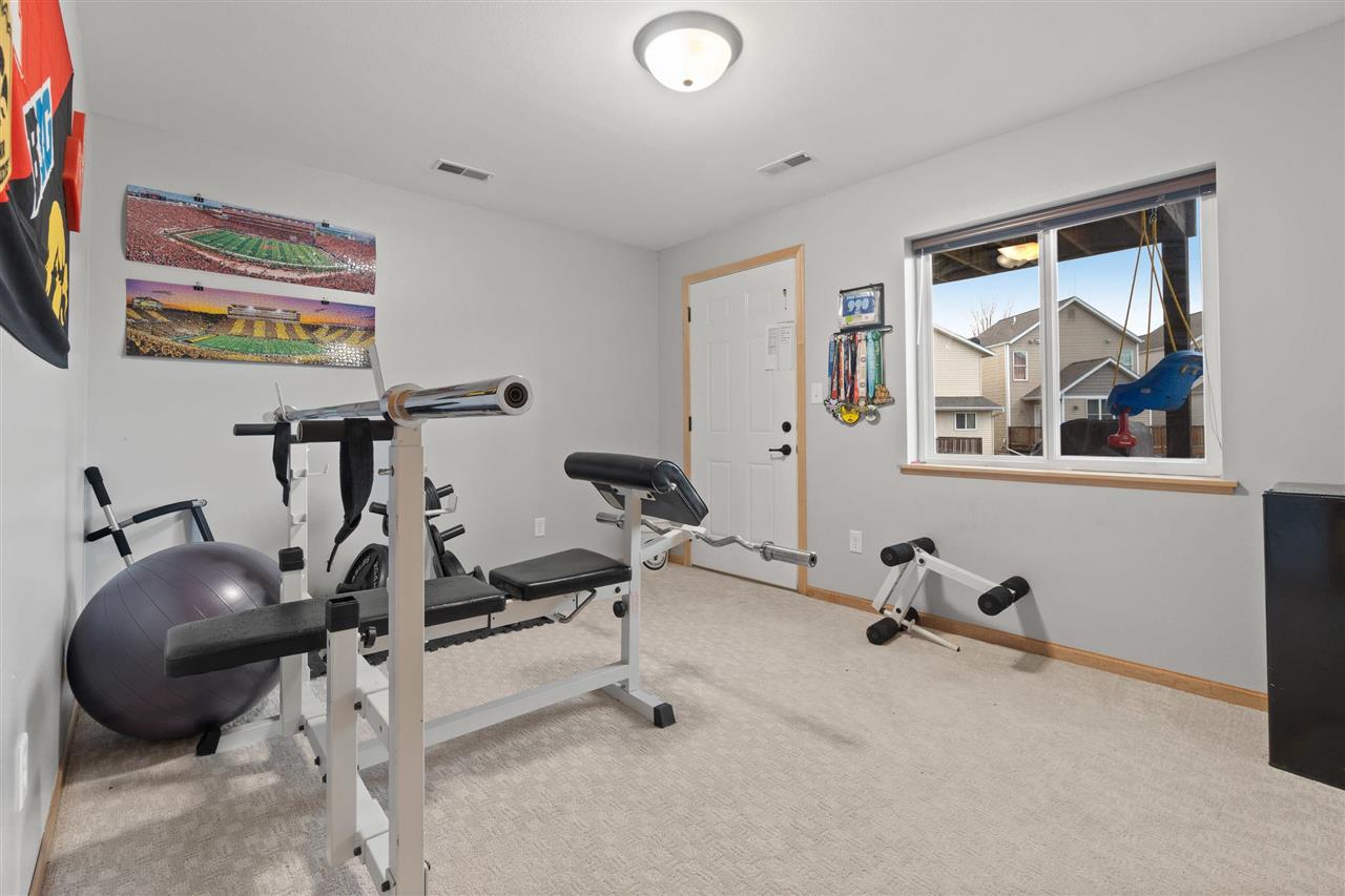 2174 Westminster Circle