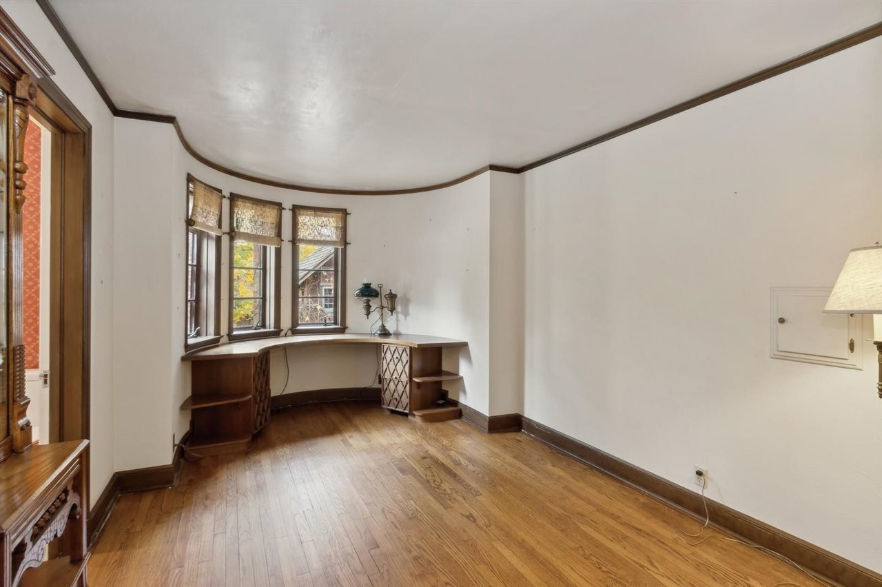 524 W Park Rd