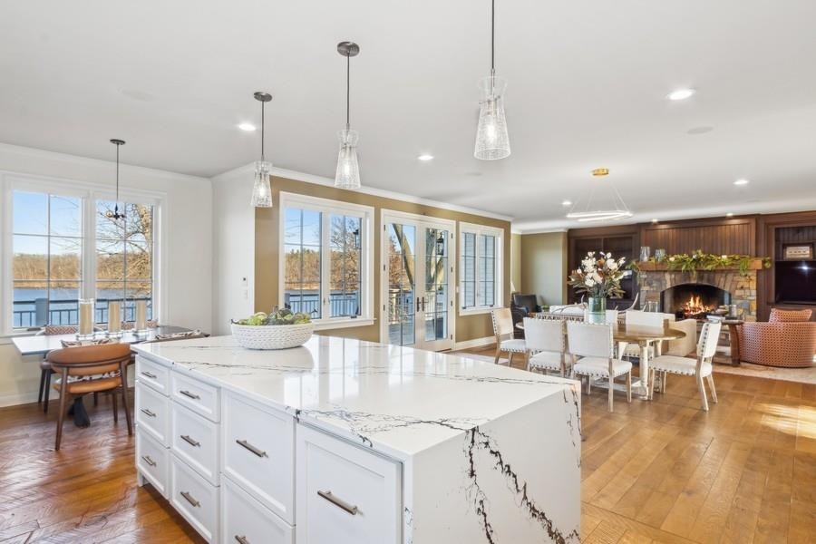 3770 Cottage Reserve Rd NE