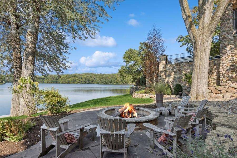 3770 Cottage Reserve Rd NE