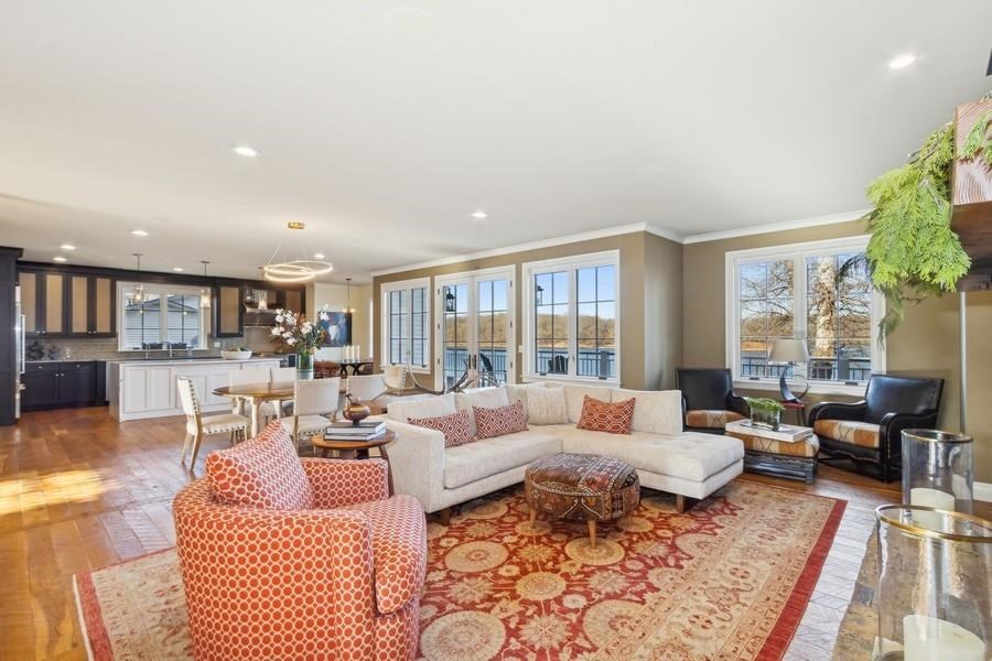 3770 Cottage Reserve Rd NE