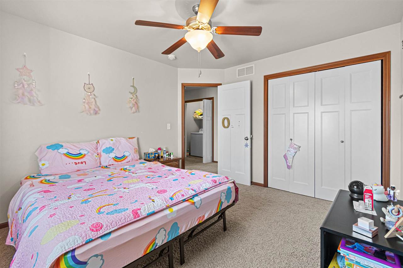 908 Ryan Ct