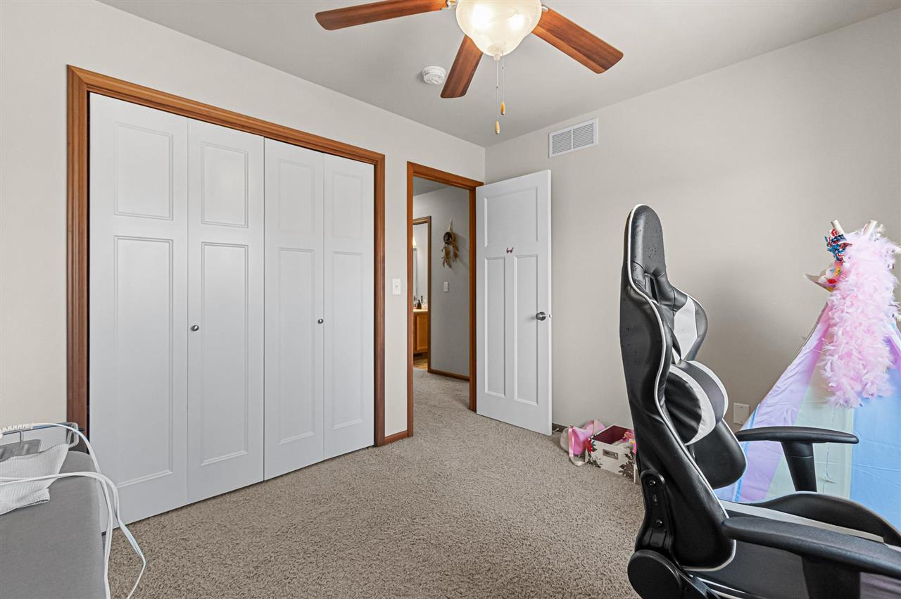 908 Ryan Ct