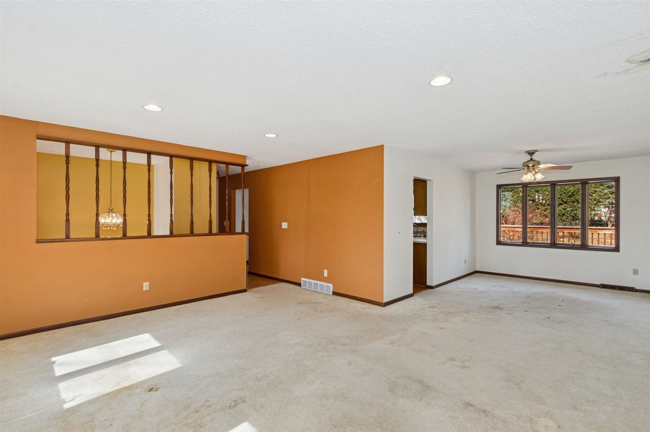 1914 Calvin Ave