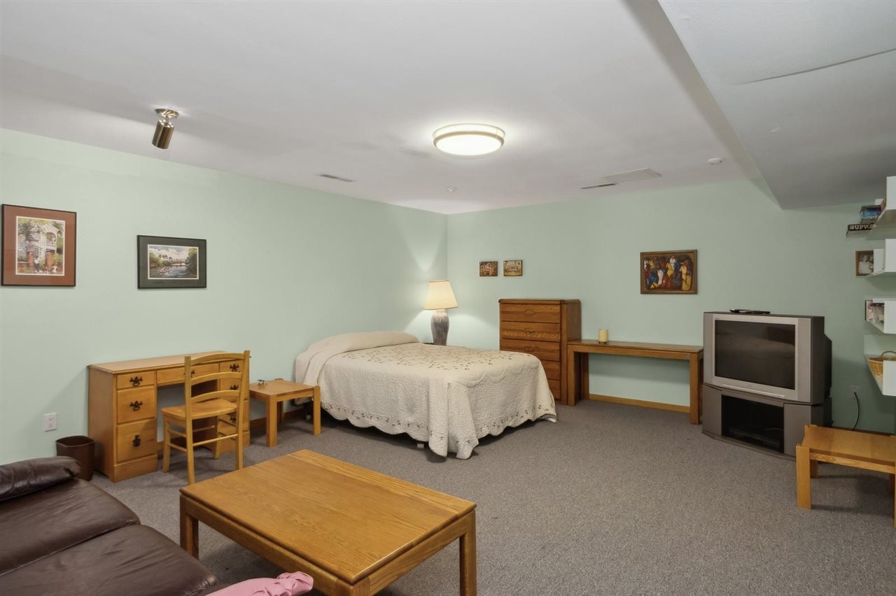4691 Running Deer Woods NE