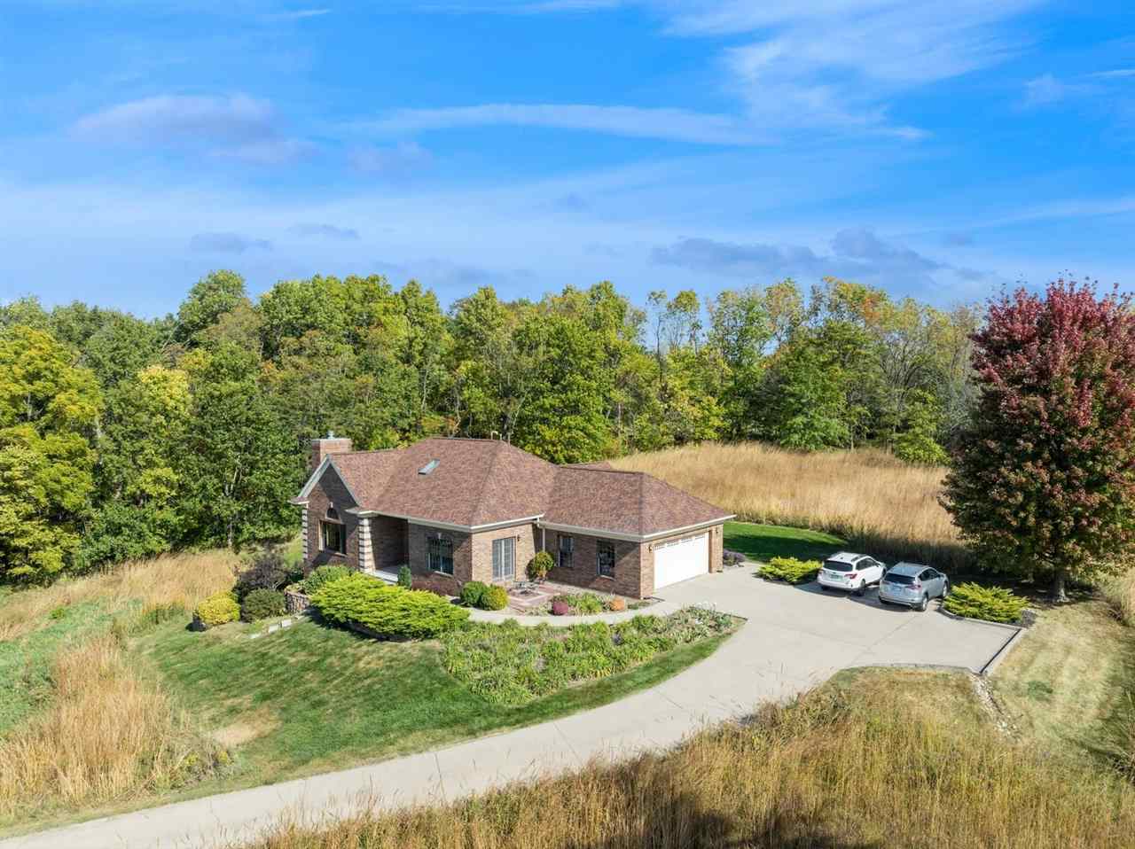 4691 Running Deer Woods NE