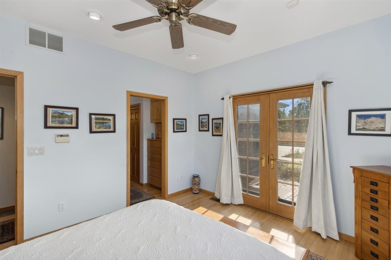 4691 Running Deer Woods NE
