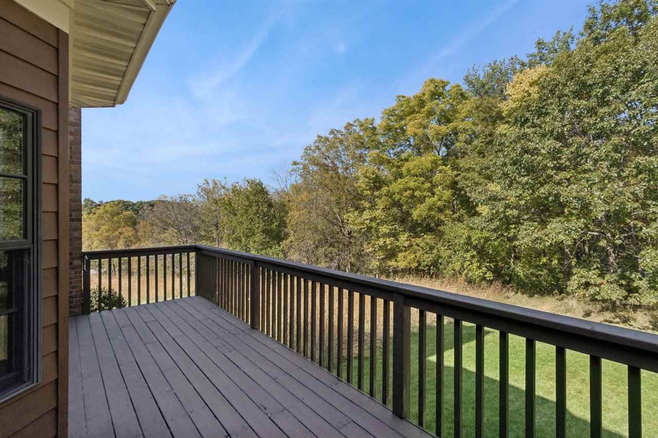 4691 Running Deer Woods NE