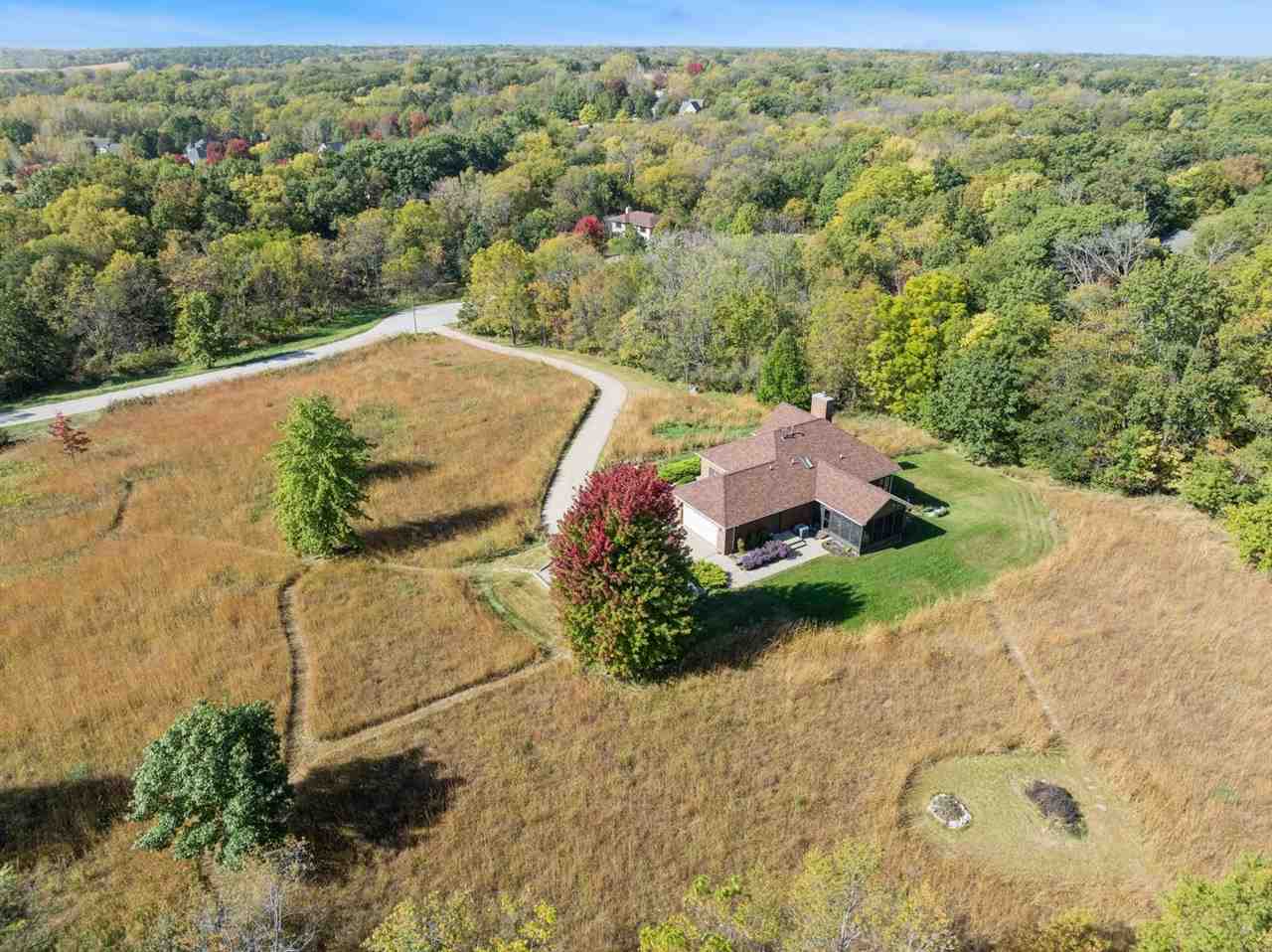 4691 Running Deer Woods NE