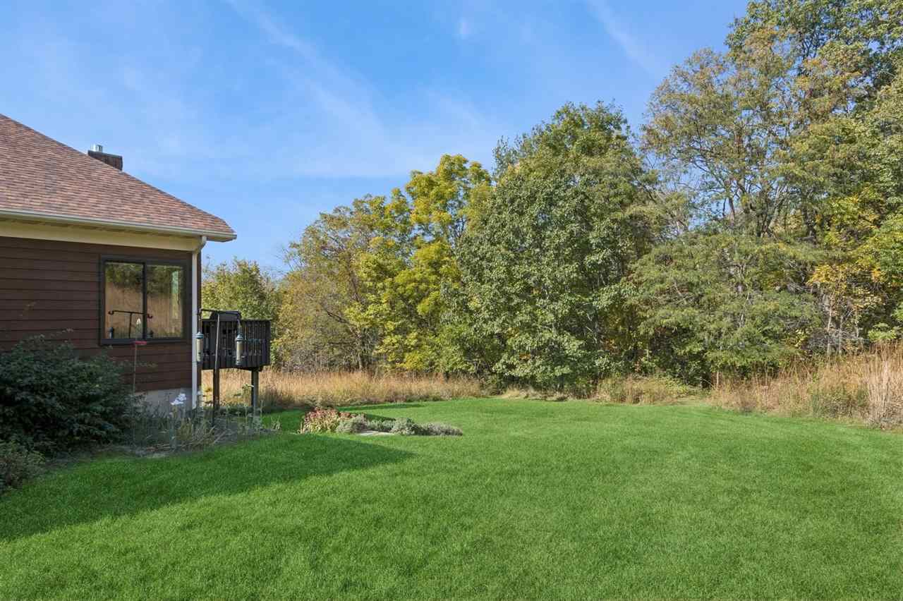 4691 Running Deer Woods NE
