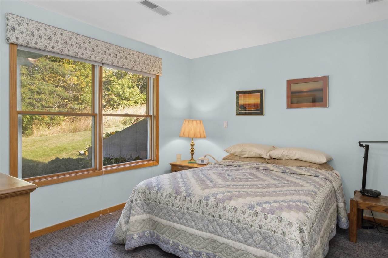 4691 Running Deer Woods NE