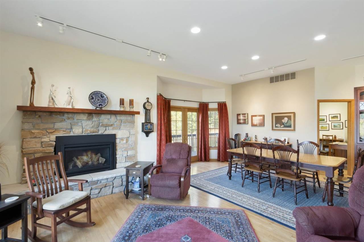 4691 Running Deer Woods NE