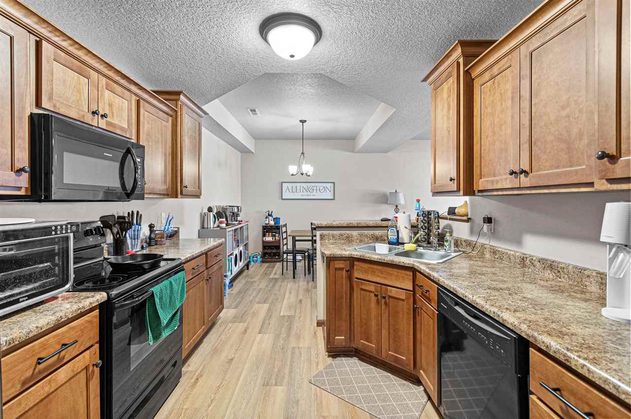 1536 Burr Dr