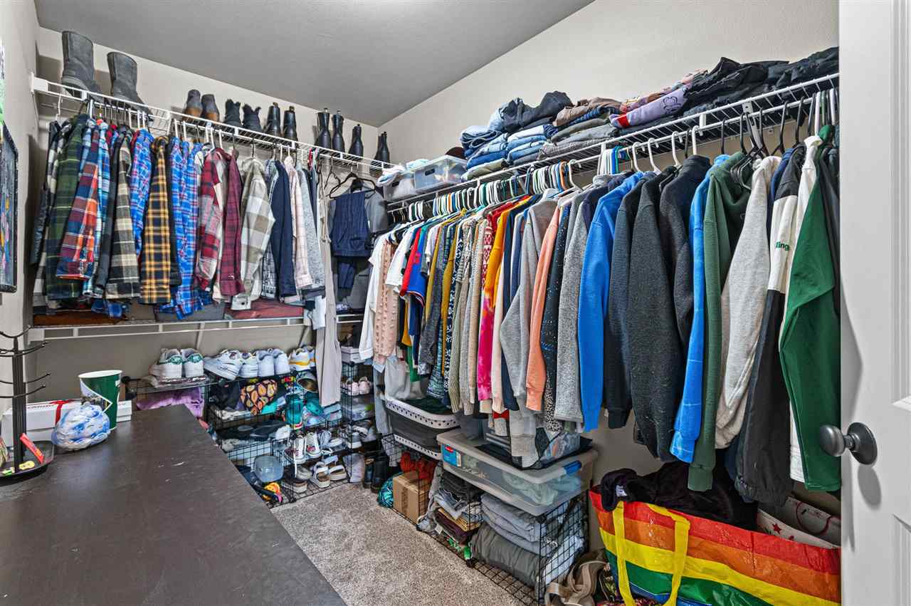 1536 Burr Dr