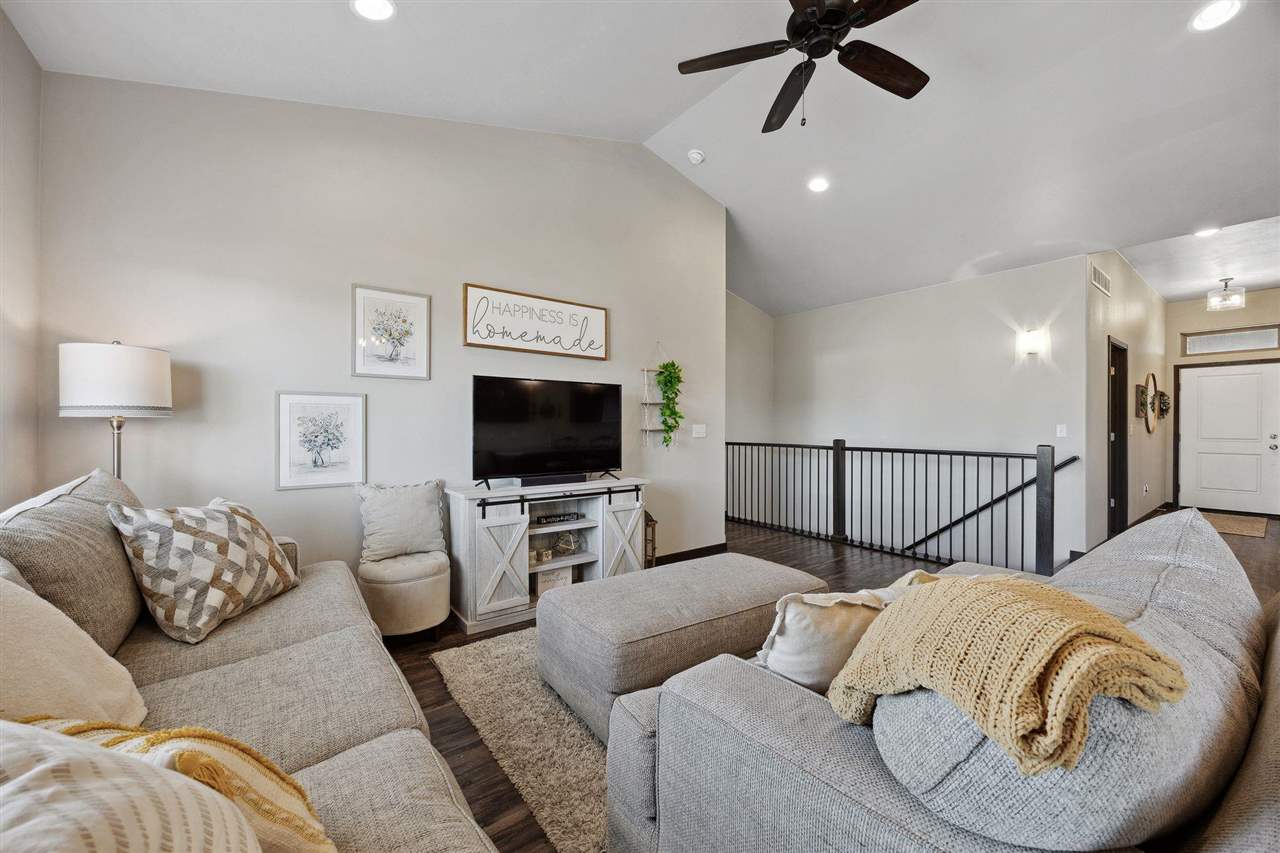 1220 Leann Cir