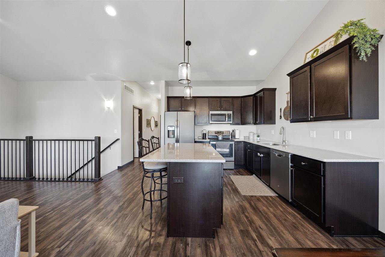 1220 Leann Cir