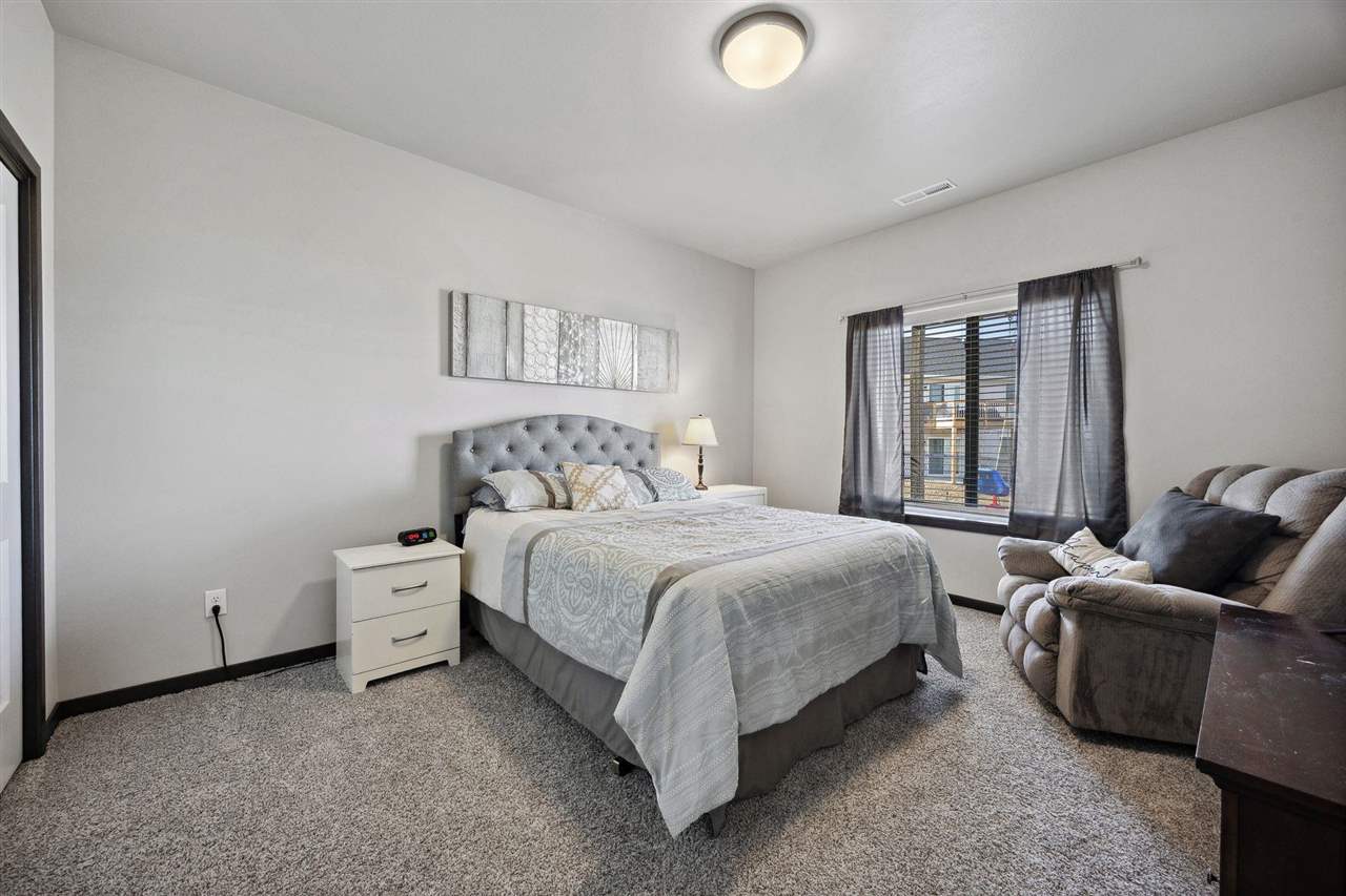 1220 Leann Cir