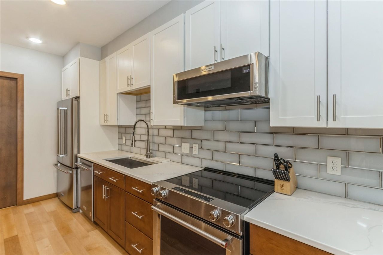 1303 5th St Unit: 402