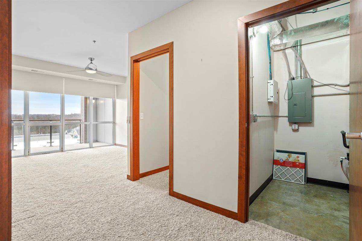 1303 5th St Unit: 402