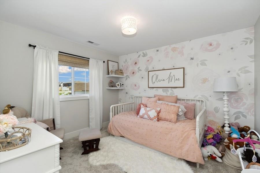 1702 Green Oak Cir