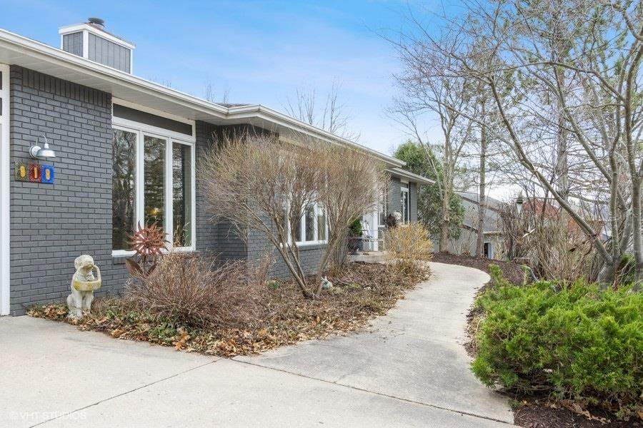 918 Bluffwood Dr