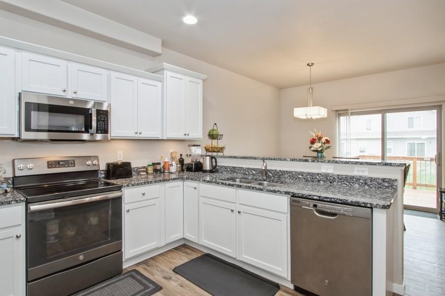 1232 Mary Ln