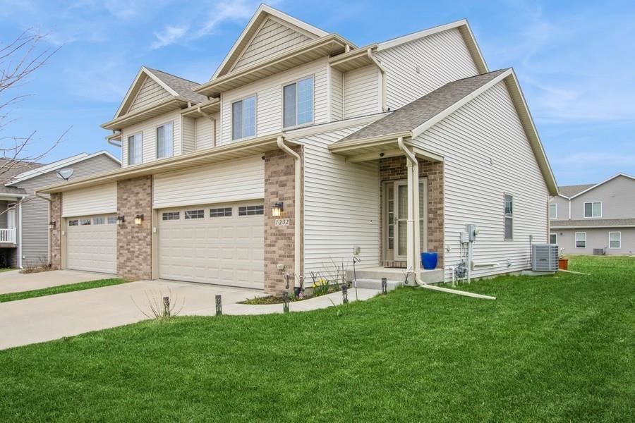 1232 Mary Ln