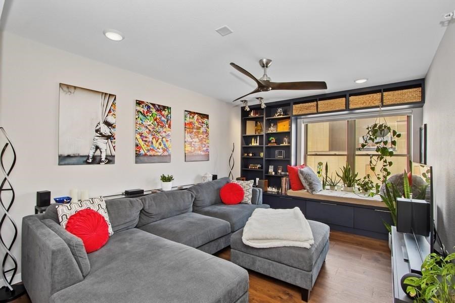 332 S Linn St Unit: 312