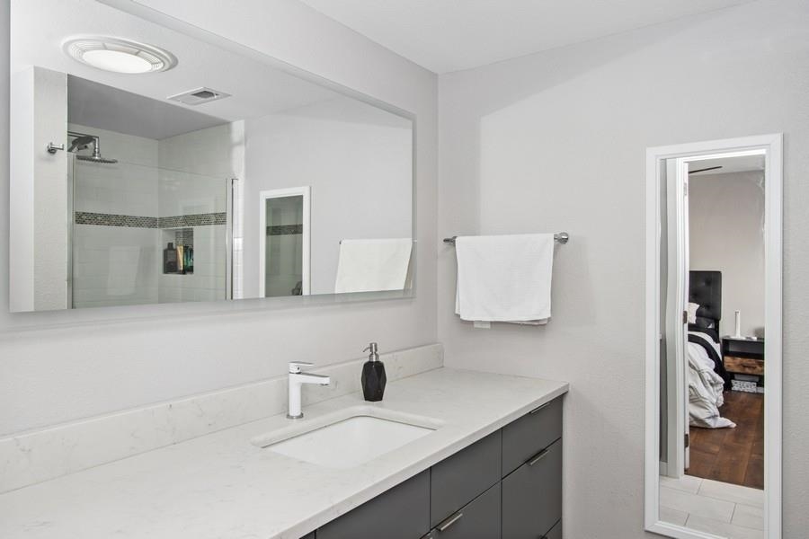 332 S Linn St Unit: 312