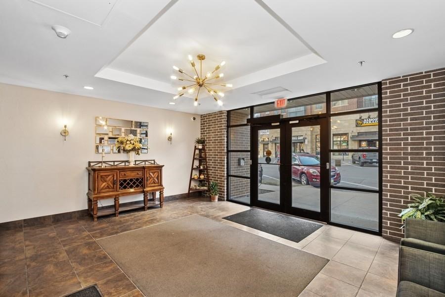 332 S Linn St Unit: 312