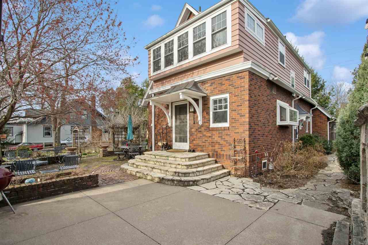 134 Parsons Ave