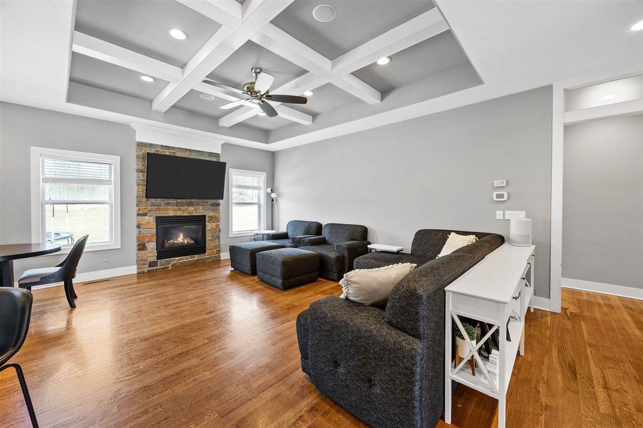 2990 High Bluff Dr