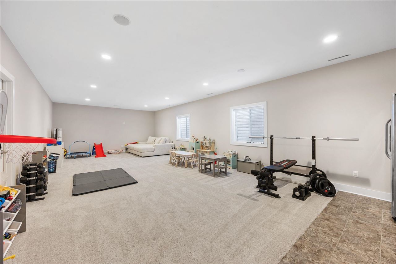 2990 High Bluff Dr