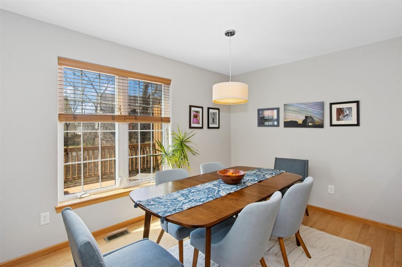 2176 Port Talbot Pl
