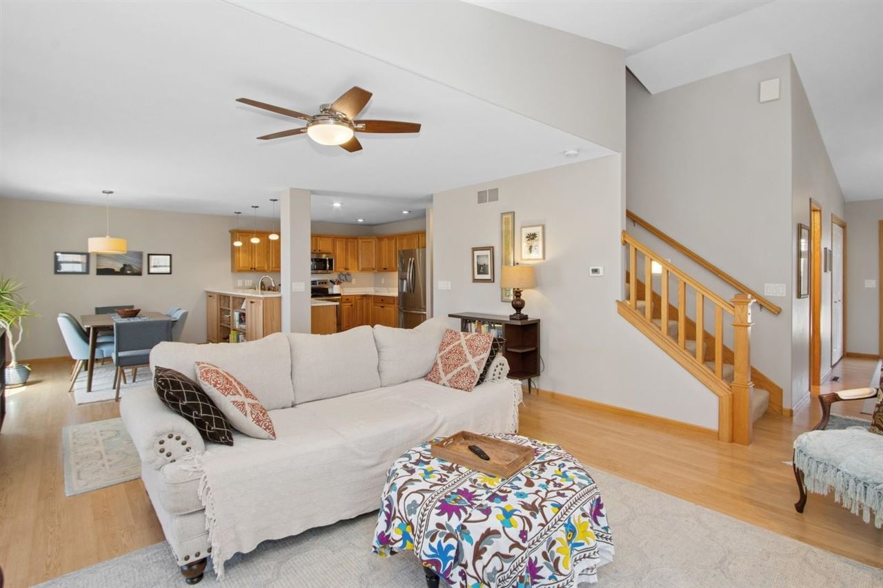 2176 Port Talbot Pl