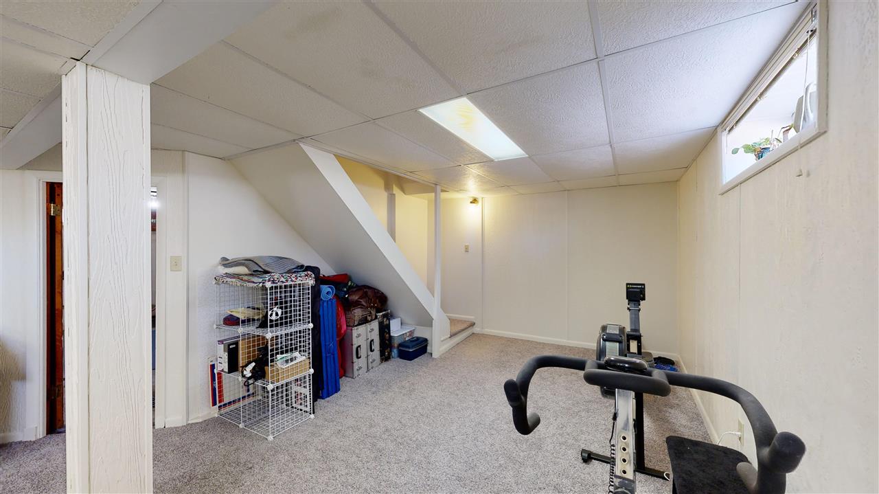 312 Fairview Ave
