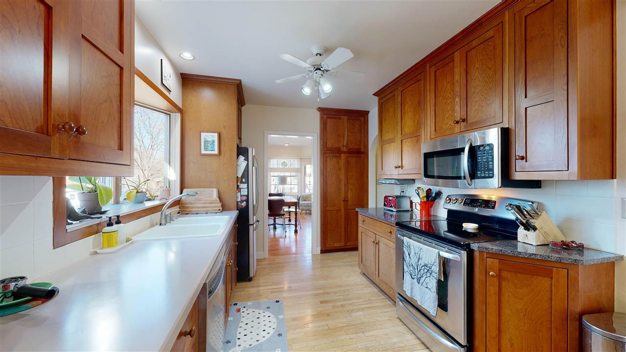 312 Fairview Ave