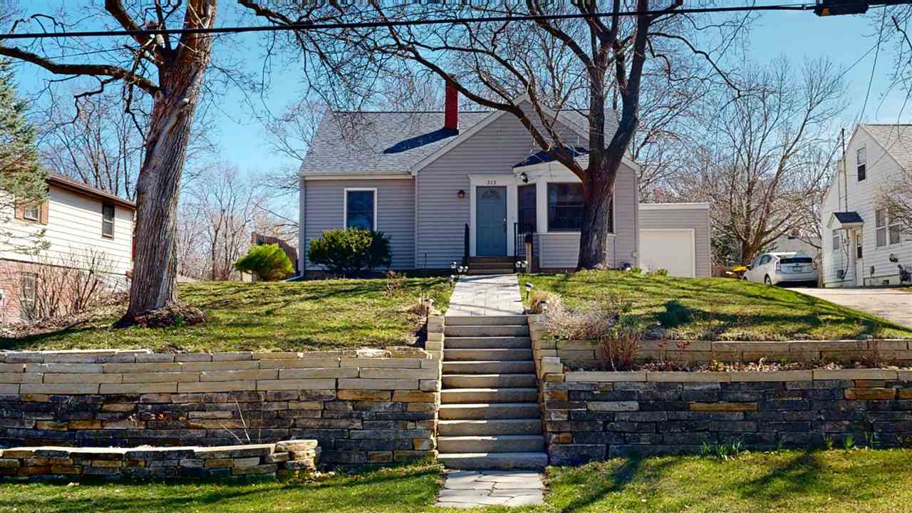 312 Fairview Ave