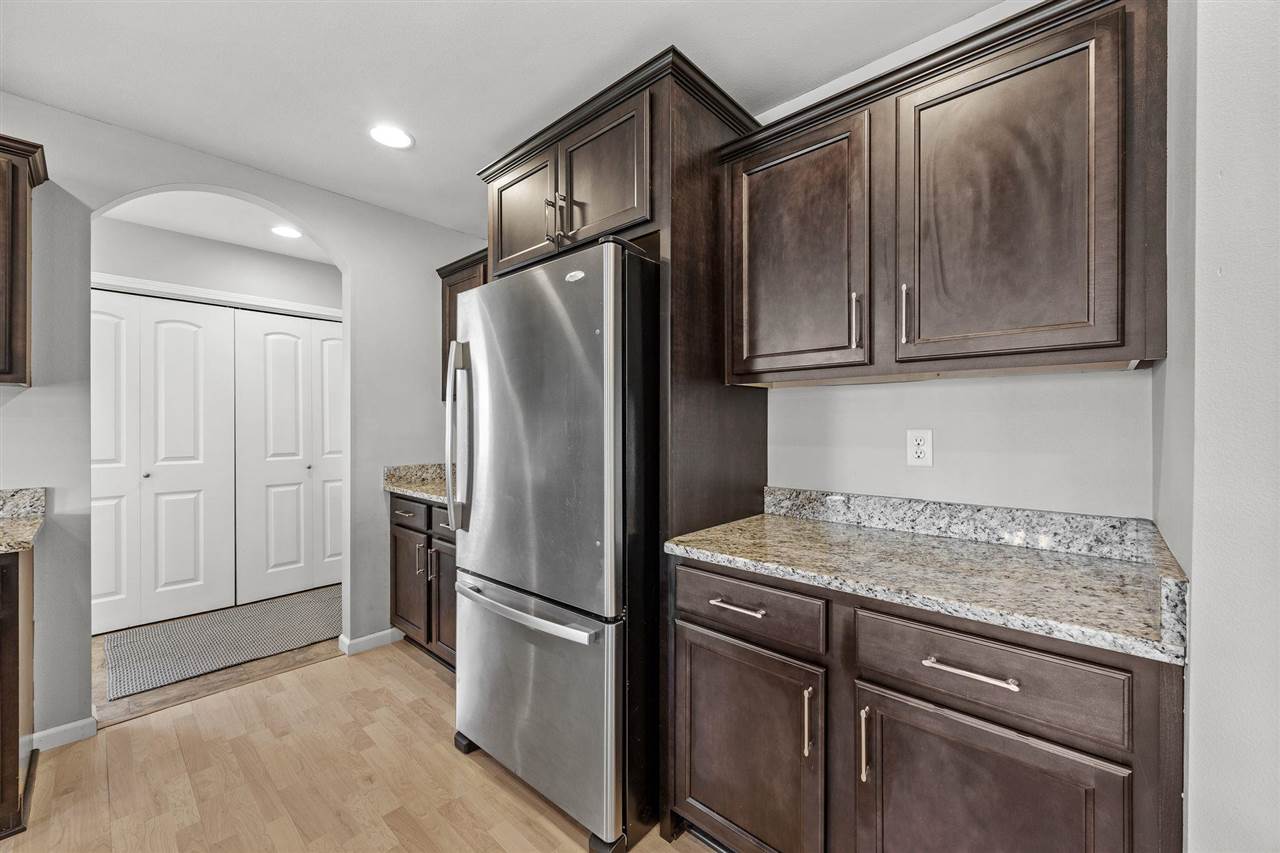 1218 Langenberg Ave
